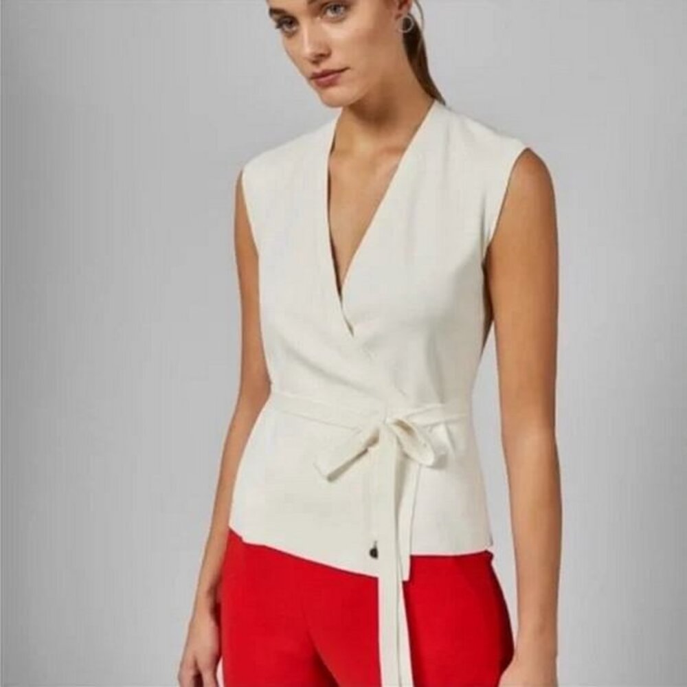Ted Baker Size L Women’s Linor Sleeveless Knitted Wrap Top in Ivory White